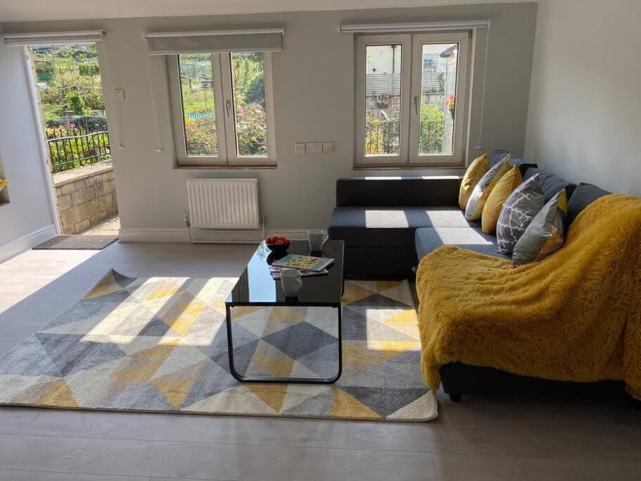 The Terrace - Annexe With Views *
