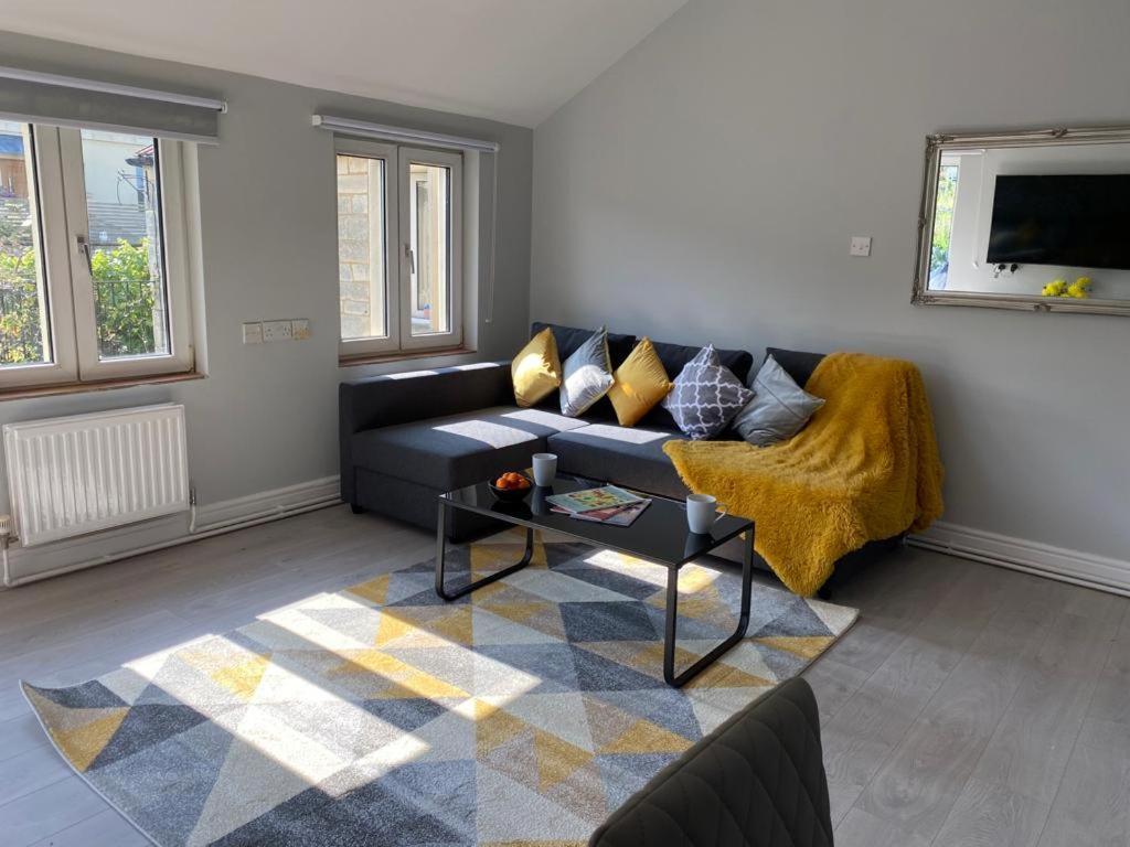 The Terrace - Annexe With Views * Bathford